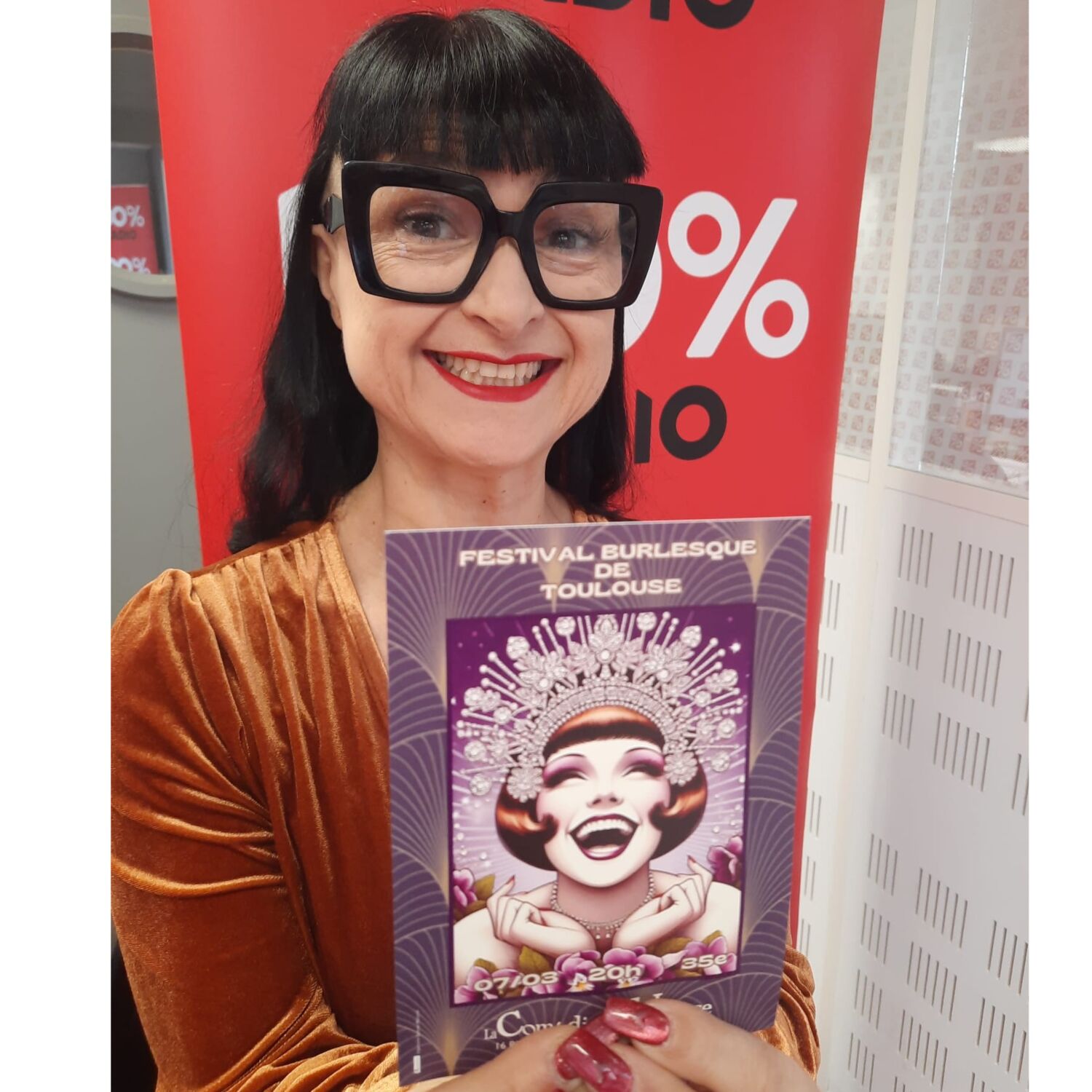 FESTIVAL BURLESQUE à la comédie de Toulouse- Lady Flore sur 100%