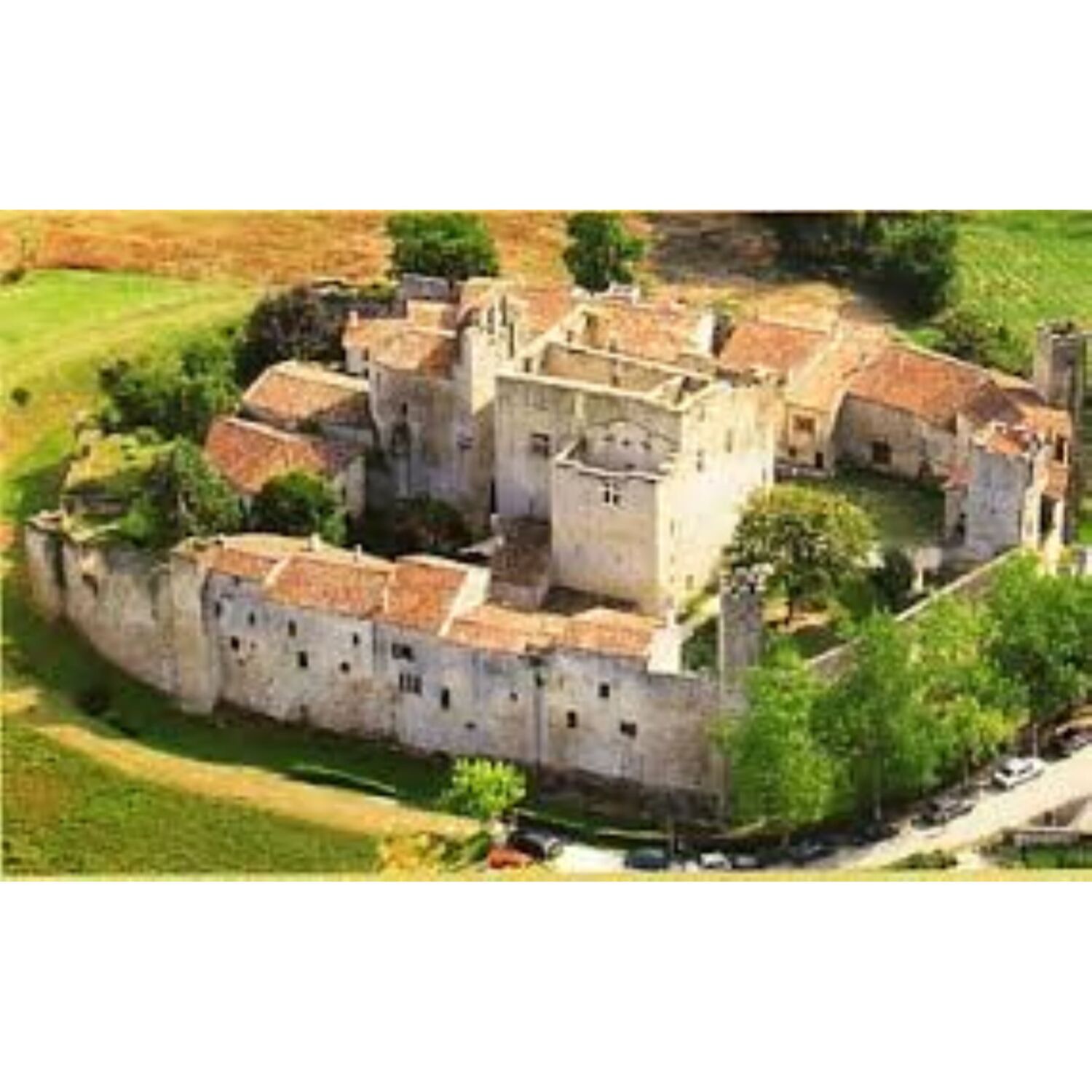 La balade du jour sur 100%radio dans un camp médiévale à Larressingle