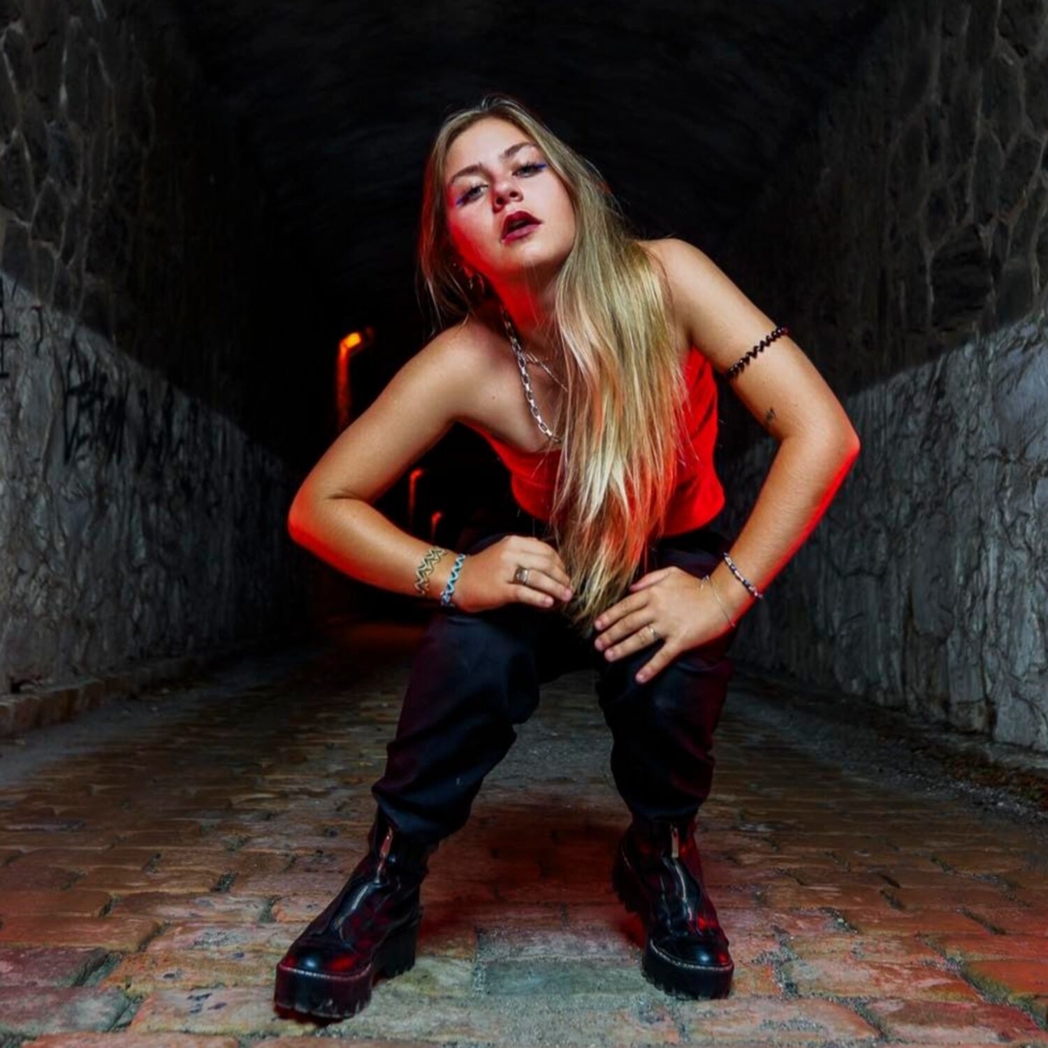 100% chez vous dans les P.O avec PHILIPPE : Justine une grande...