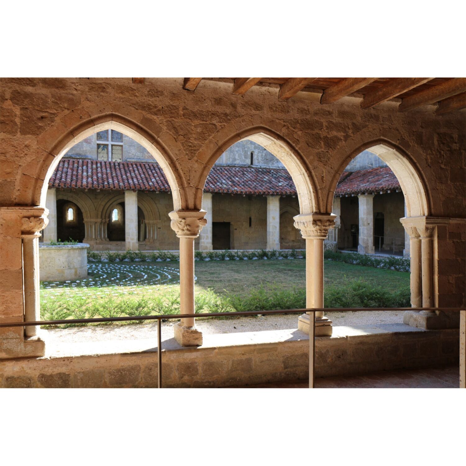 La balade du jour sur 100%radio, Abbaye de Flaran à Valence sur baise dans le Gers