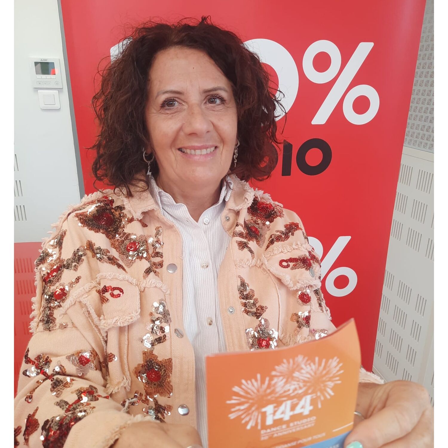LE 144 vous emmène DANSER- Véronique sur 100%