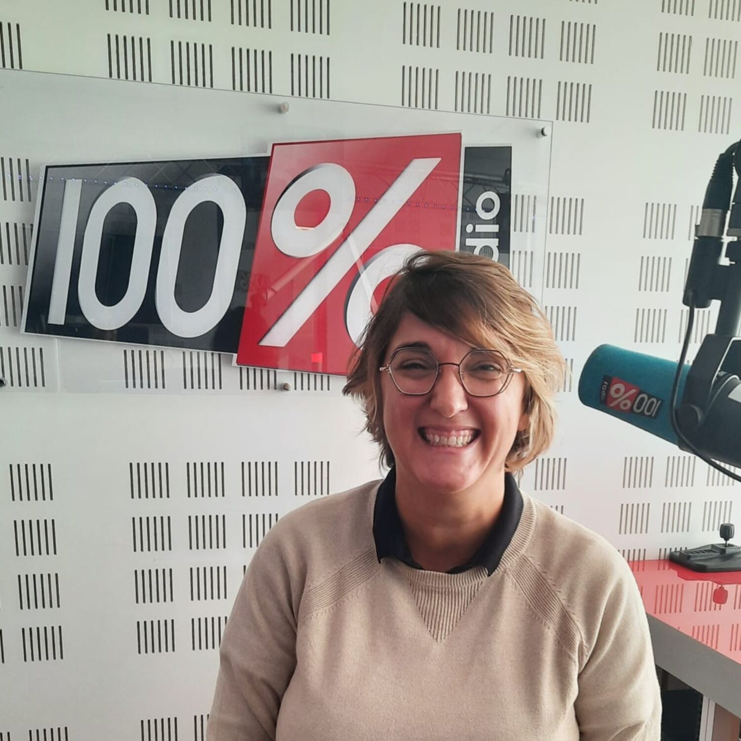 Le Bascala à Bruguières - Marie Leininger sa directrice au micro de...