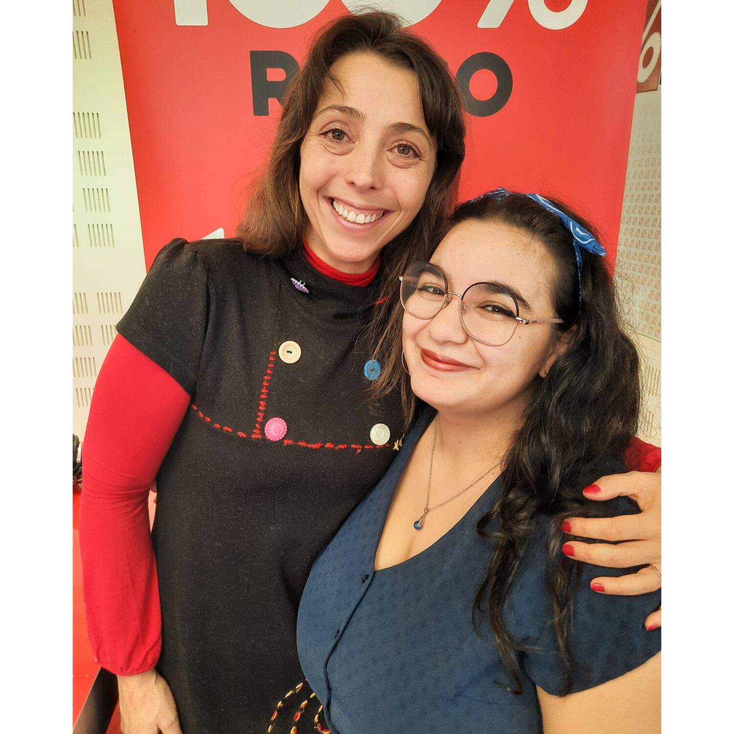 MUSIC HALL à la SALVETAT- Isabelle et Sherihane sur 100%