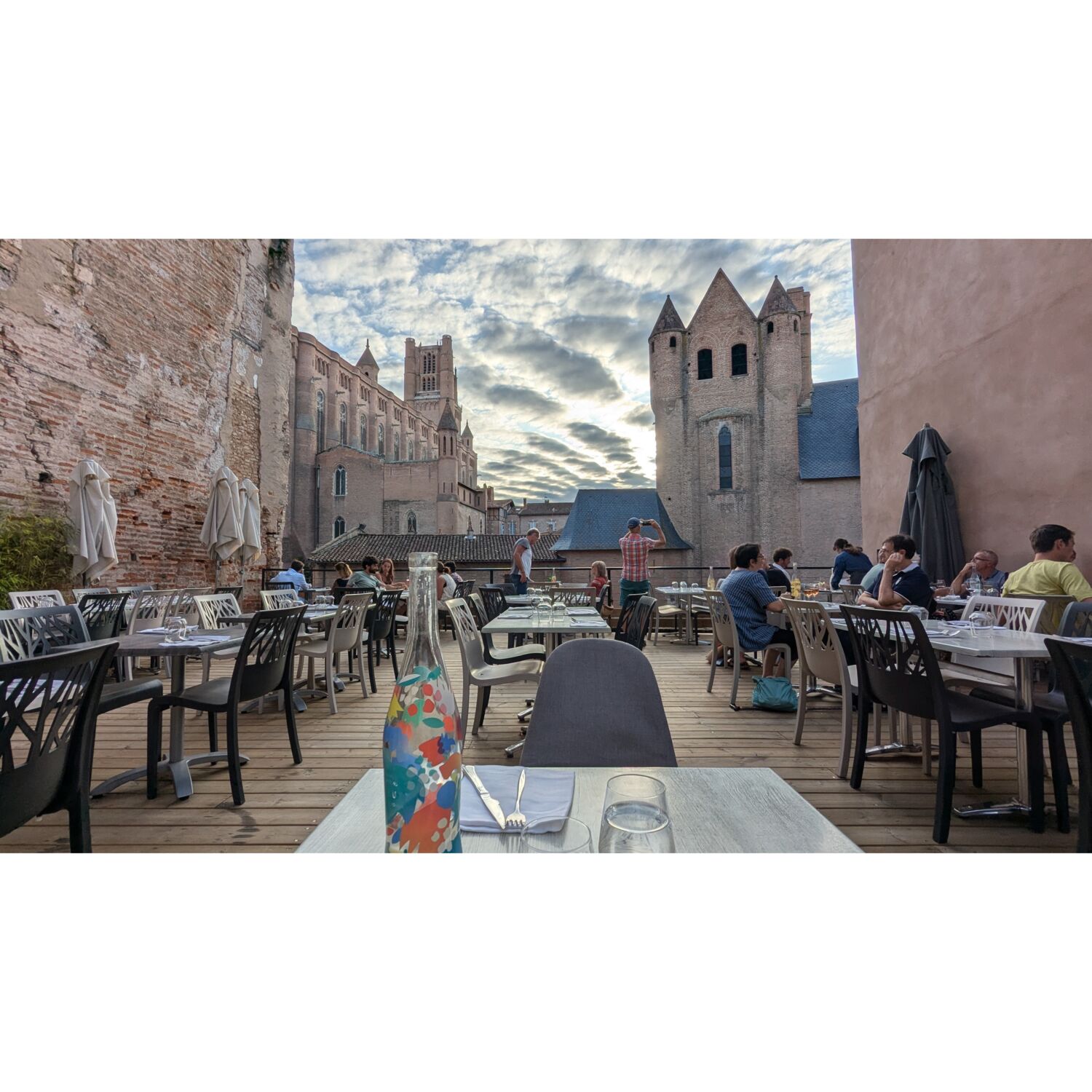 Le menu du jour sur 100% radio avec Philippe : Restaurant le bruit en cuisine à Albi