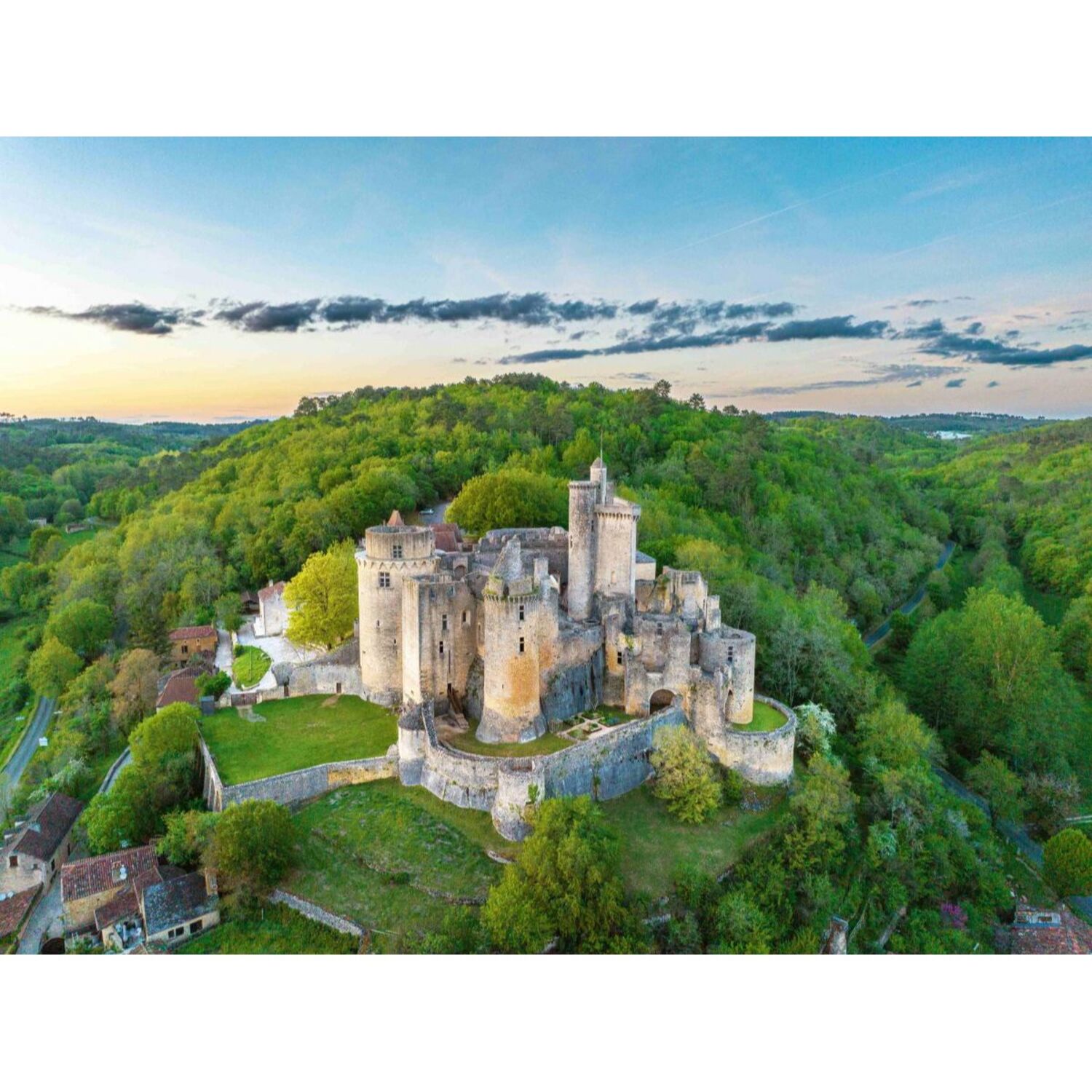La balade du jour sur 100% radio au Château de Bonaguil dans le Tarn et Garonne