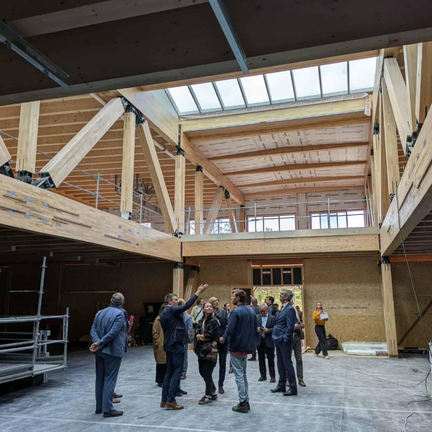 Après deux ans d'arrêt, les travaux reprennent sur le lycée international de Bourg-Achard episode artwork