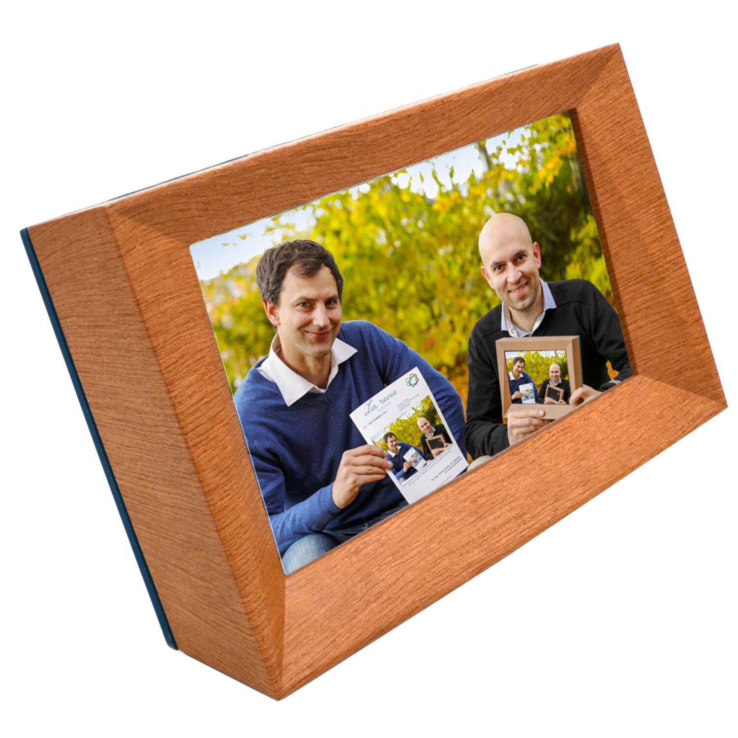 Familink : La photo arrive directement sur un cadre chez vos...
