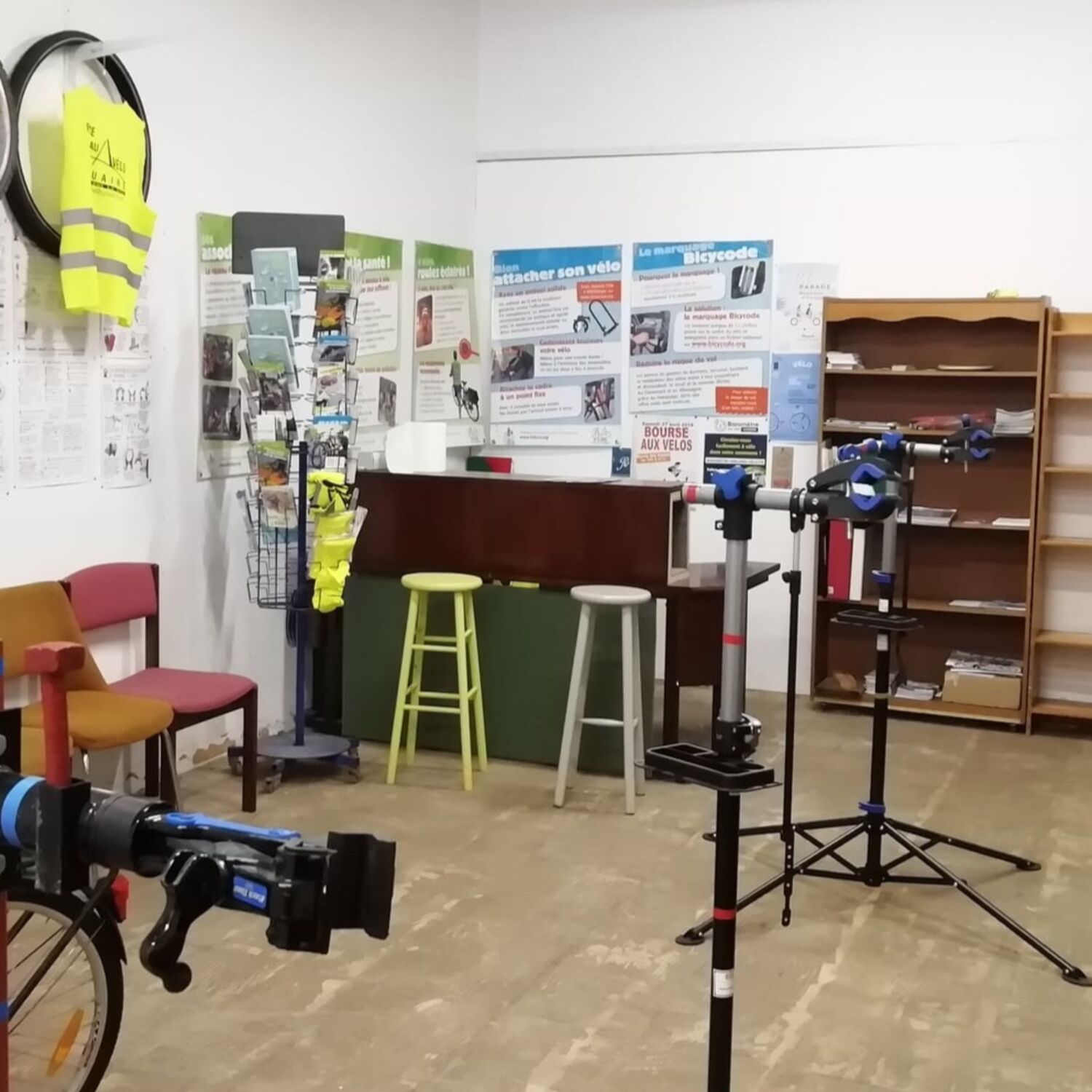 Saint Nazaire : L'ouverture de l'atelier de réparation participatif Place au Vélo Estuaire
