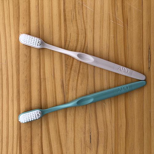 Brosse à dents rechargeable - bleu clair souple