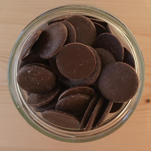 Palets de chocolat noir 55 % sans gluten et sans sucre ajouté