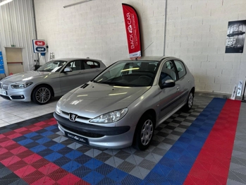Photo PEUGEOT 206 2004