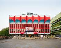 Haubitz + Zoche Hybrid Modernism Movie Theatres in South India /anglais