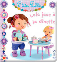 LOLA JOUE A LA DINETTE