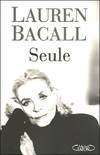 Lauren Bacall seule