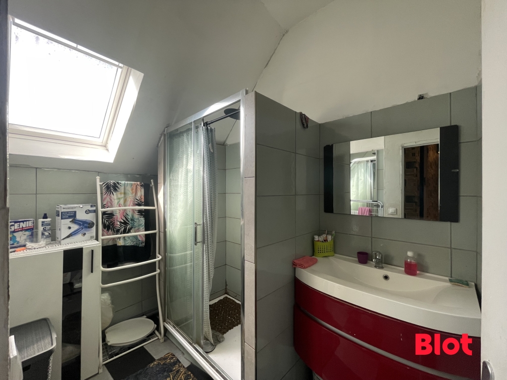 A VENDRE EN EXCLUSIVITE CHEZ BLOT IMMOBILIER - SAINT ARMEL - MAISON 90m² environ