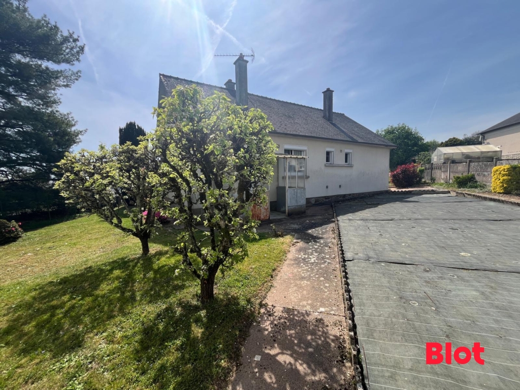 À VENDRE chez Blot Vitré – Maison de plain-pied au cœur du Pertre, à seulement 20 minutes de Vitré