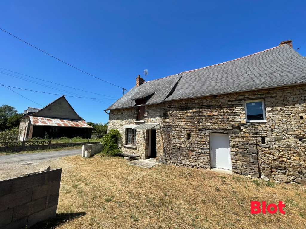 A VENDRE EN EXCLUSIVITE CHEZ BLOT IMMOBILIER BAIN DE BRETAGNE- MAISON A RENOVER - PANCE EN CAMPAGNE