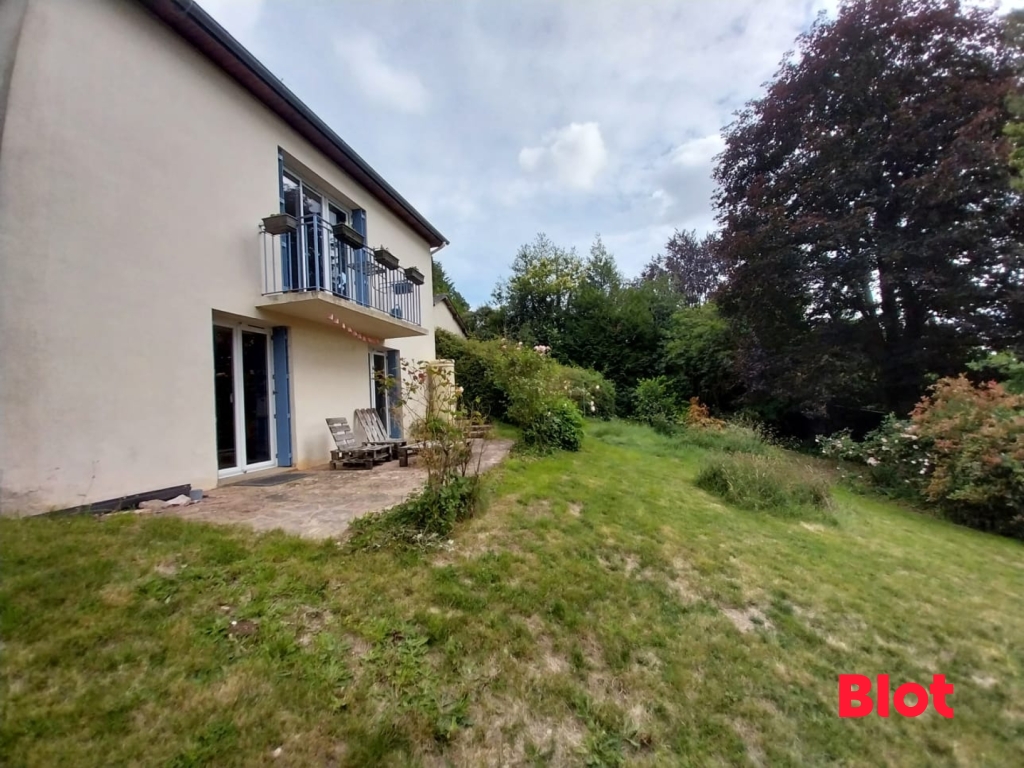 A VENDRE EN EXCLUSIVITE CHEZ BLOT IMMOBILIER BAIN DE BRETAGNE - MAISON 2 CH. - JARDIN - PLECHATEL