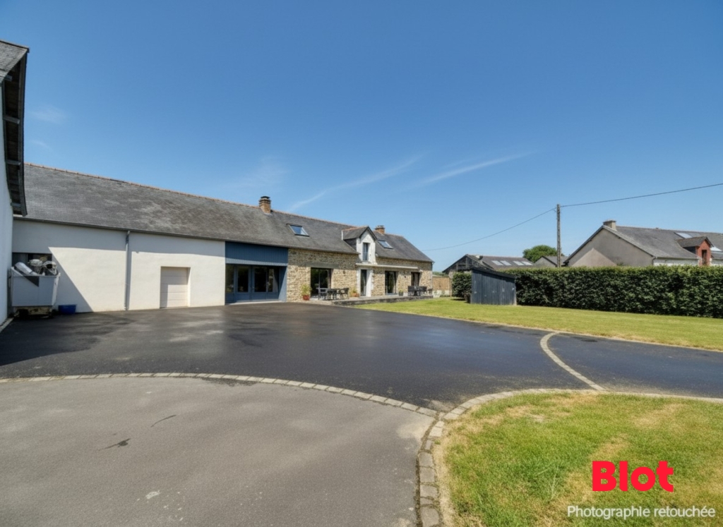 A VENDRE CHEZ BLOT IMMOBIRLIER BAIN-DE-BRETAGNE - LONGERE - 5 CHAMBES