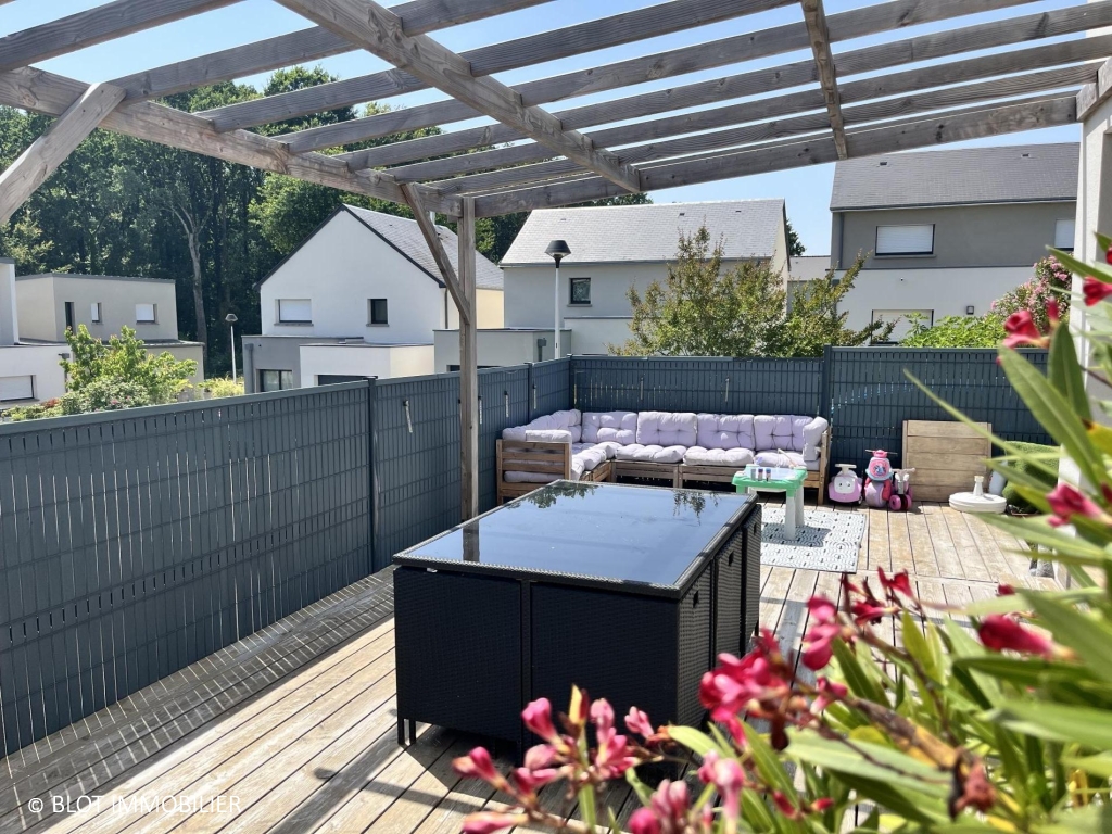 VENTE BLOT IMMOBILIER - Maison Type 6 - 98m² GEVEZE