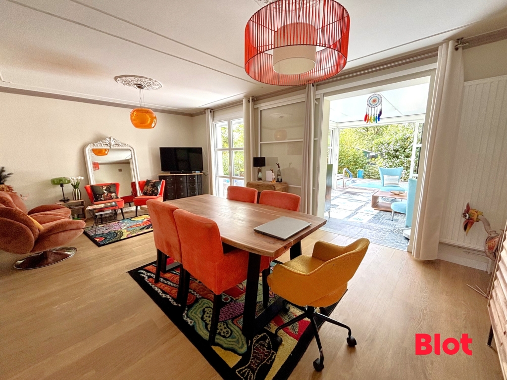 A VENDRE PAR BLOT IMMOBILIER - ORGÈRES - CENTRE VILLE - MAISON T6 - 130 M²