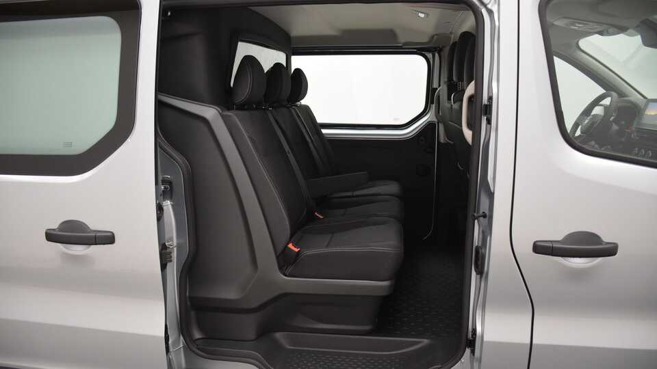 Altus Utilitaires - Renault Trafic L2H1 Cabine Approfondie Grand Confort