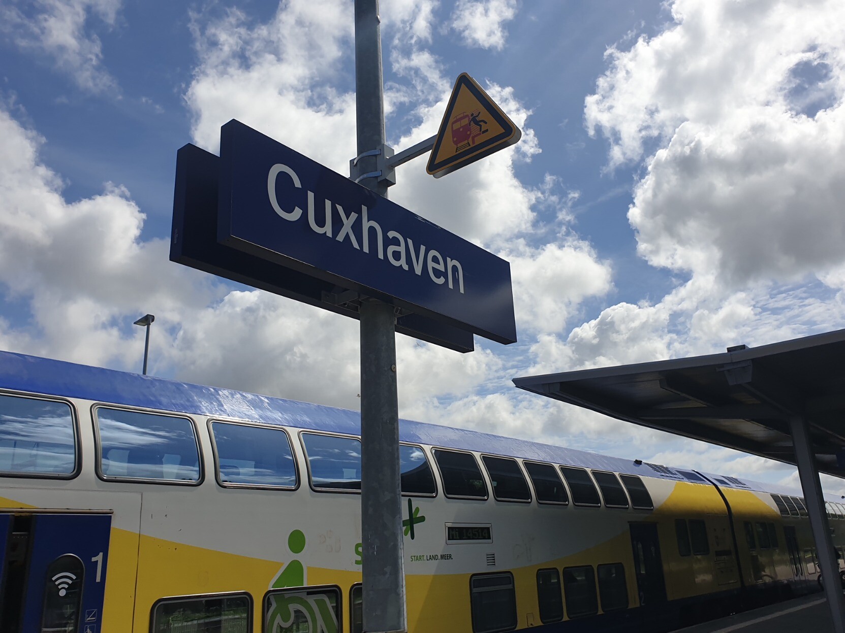 Bahnhofsschild Cuxhaven 
