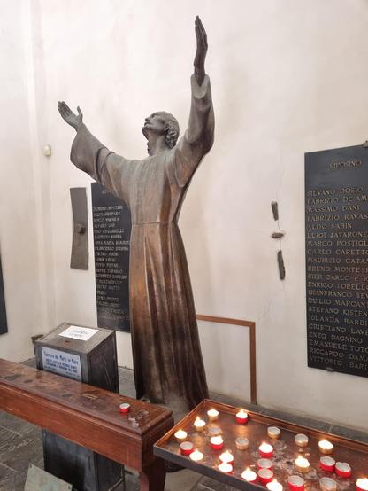 Kopie der Statue in der Kirche 
