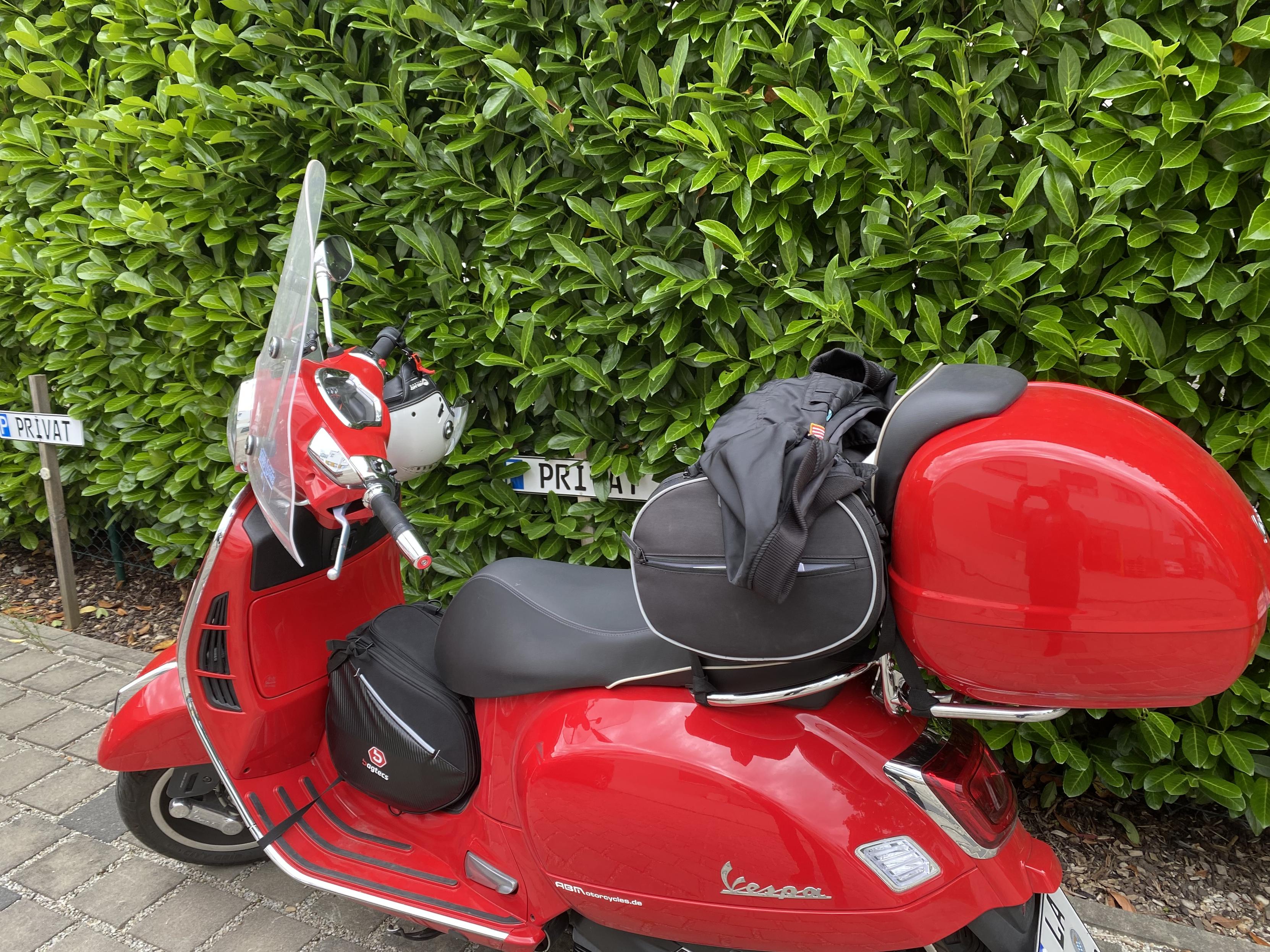 Die 300GTS gerade geparkt bei der Rückkehr