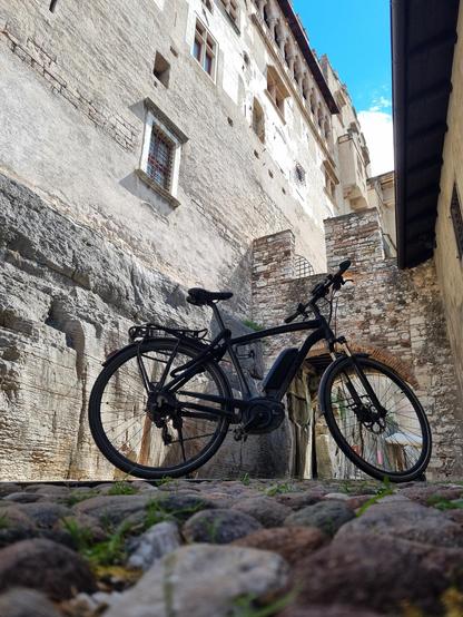Fahrrad vor dem Schloss