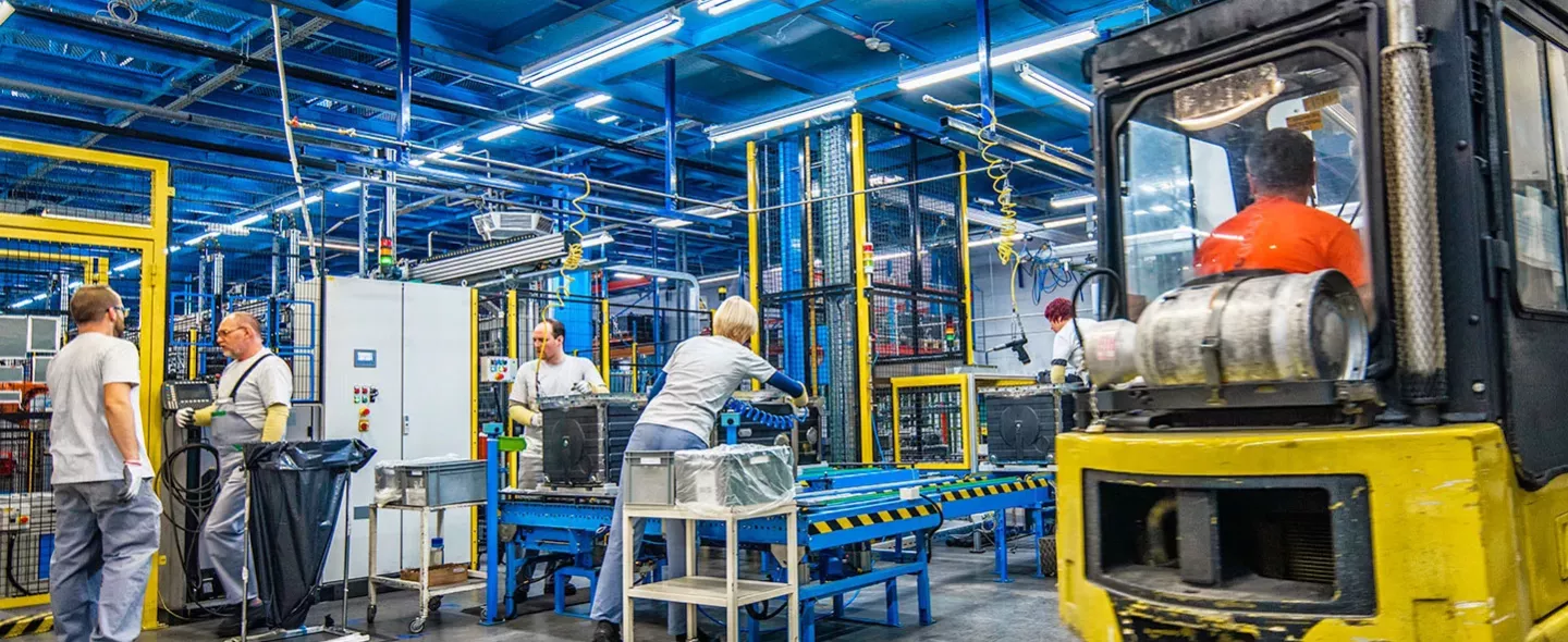 Equipements dans une usine