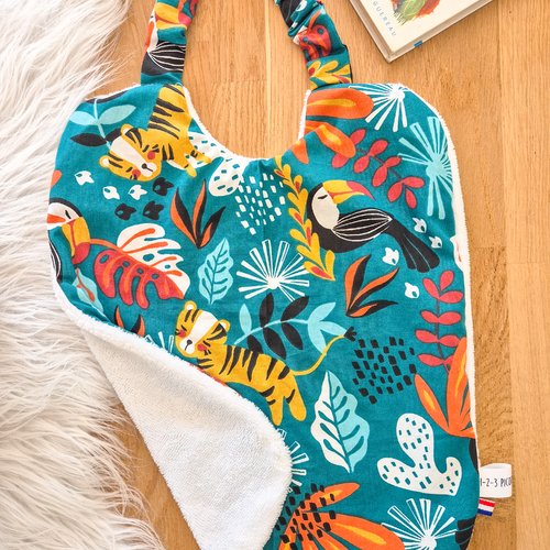 Grande serviette élastique