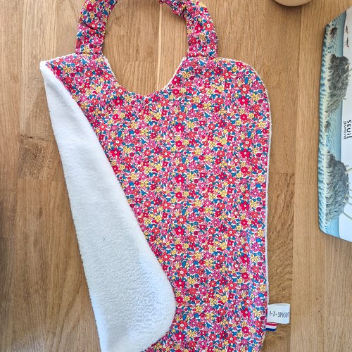 Grande serviette élastique