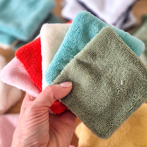 Lingettes lavables en éponge bambou , recto verso.