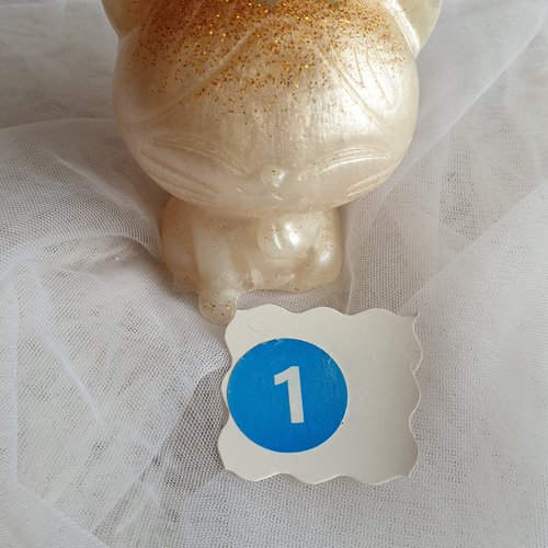Chat en résine