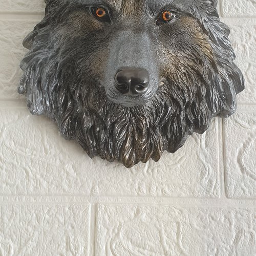 Tête de loup en résine