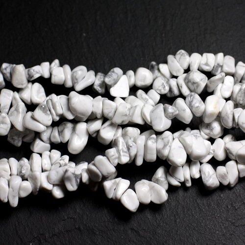 Fil 89cm 250pc env - perles de pierre - howlite rocailles chips 5-10mm