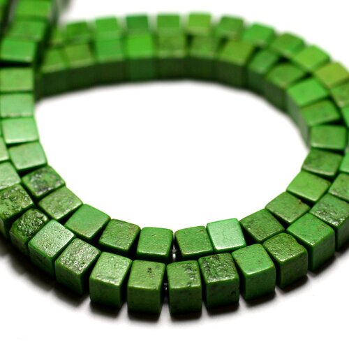 Fil 39cm 98pc env - perles de pierre turquoise synthèse cubes 4mm vert
