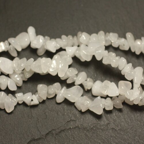 Fil 89cm 240pc env - perles de pierre - jade blanche rocailles chips 5-10mm