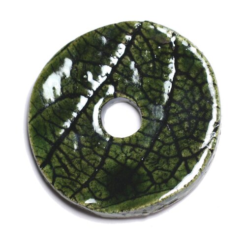 N91 - pendentif porcelaine céramique nature feuilles donut pi 39mm vert olive - 8741140004740
