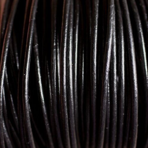 Echeveau 90 metres environ - fil corde cordon cuir véritable rond 1.5mm noir