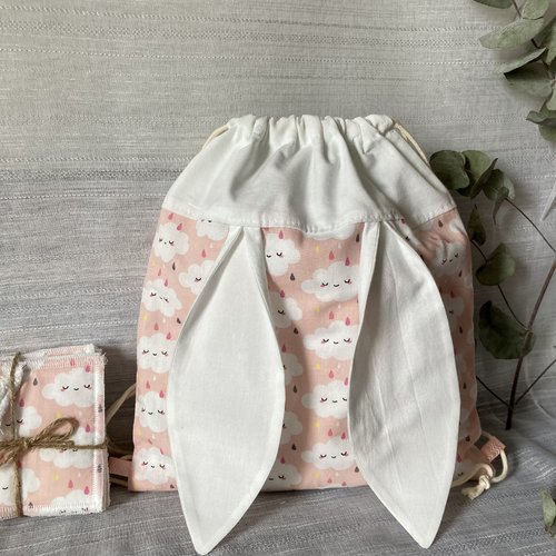 Lot sac lapinou et lingettes