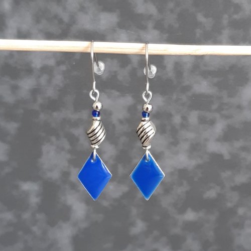 B.o. losanges émail bleu