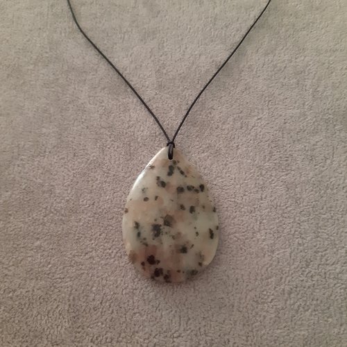 Collier jaspe sésame goutte