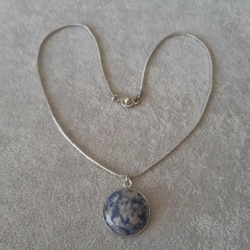 Collier 45cm cabochon jaspe bleu