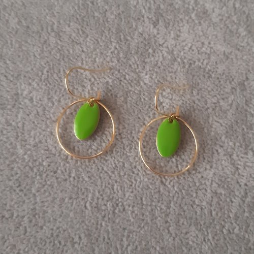 Boucles d'oreilles émail ovales vertes