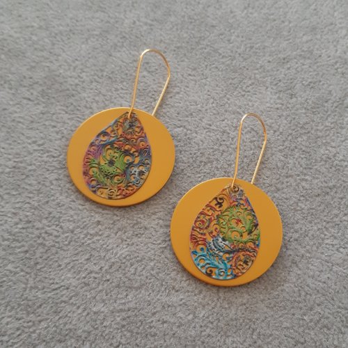 Boucles d'oreilles ronds et gouttes moutarde