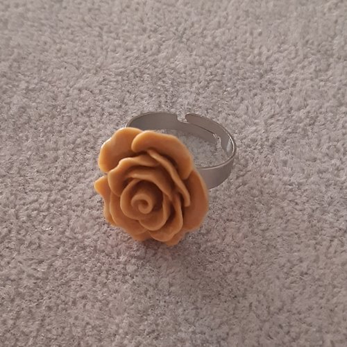 Bague ajustable fleur café