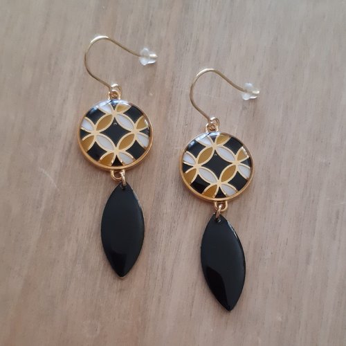 Boucles d'oreilles emnoblamo