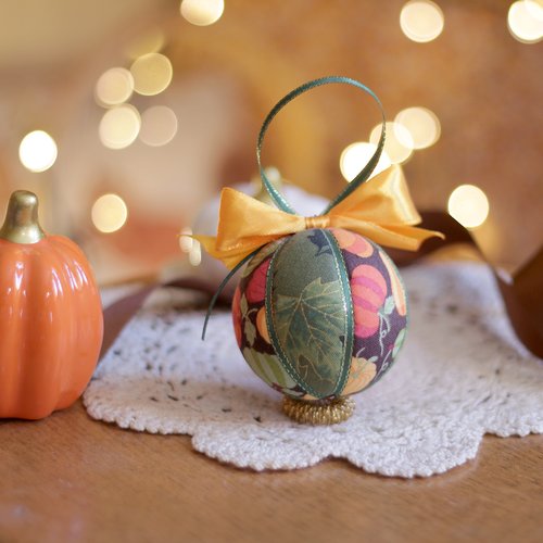 Petite boule d'automne
